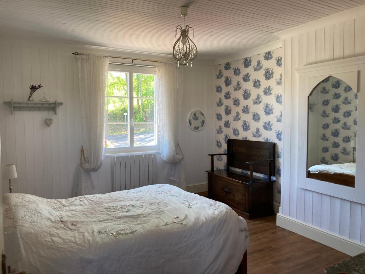 La Maison Charmante D'Elisabeth Saint-Ybard Zewnętrze zdjęcie